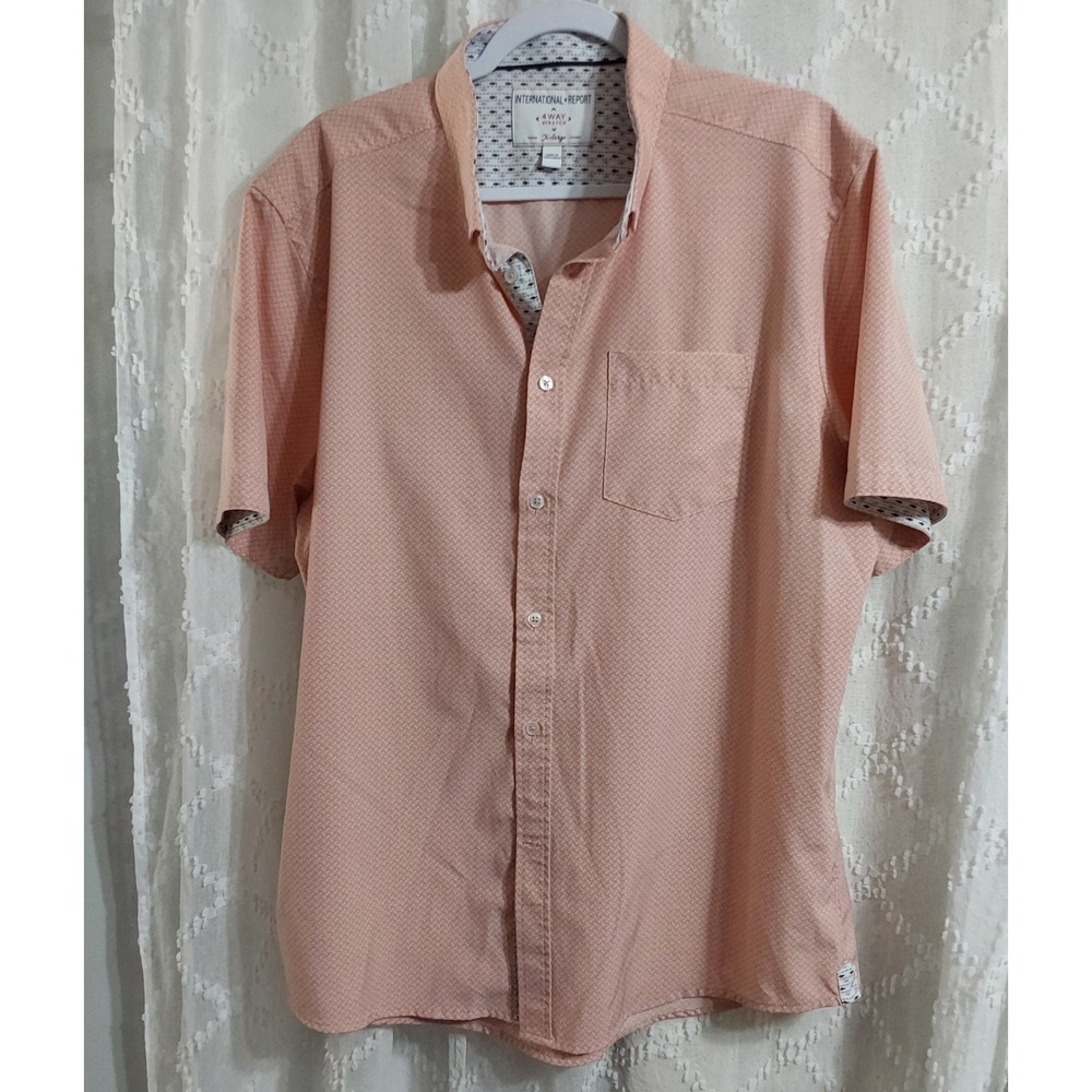 International Report Mens XL Peach 4 Way Stretch Short Sleeve Button Down Shirt